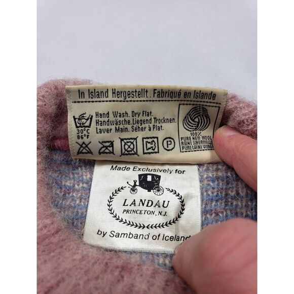 Vintage Samband of Iceland 100% New Wool Fair Isle Sweater APPROX Sz S - Picture 4 of 9